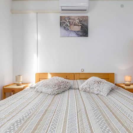 Lovely Apartments In Valbandon Fažana Extérieur photo