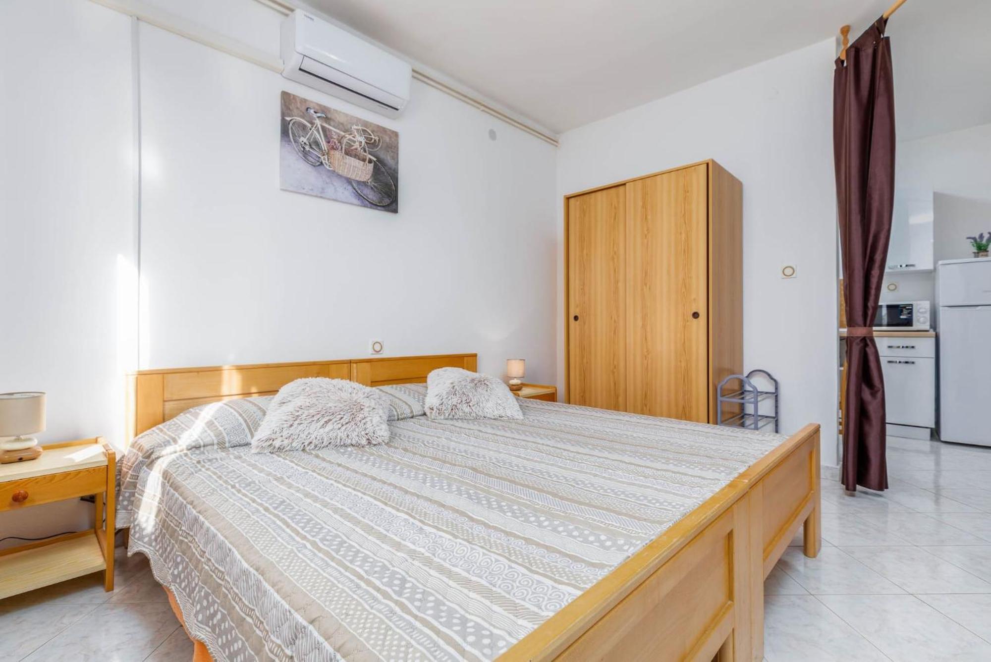 Lovely Apartments In Valbandon Fažana Extérieur photo